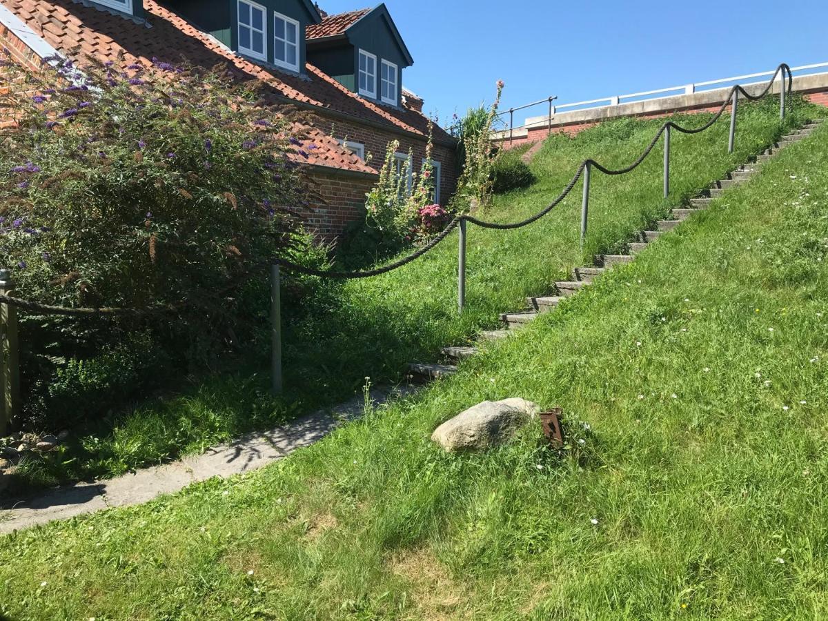 Vier Sterne Am Hafen, Ditzum Exterior photo